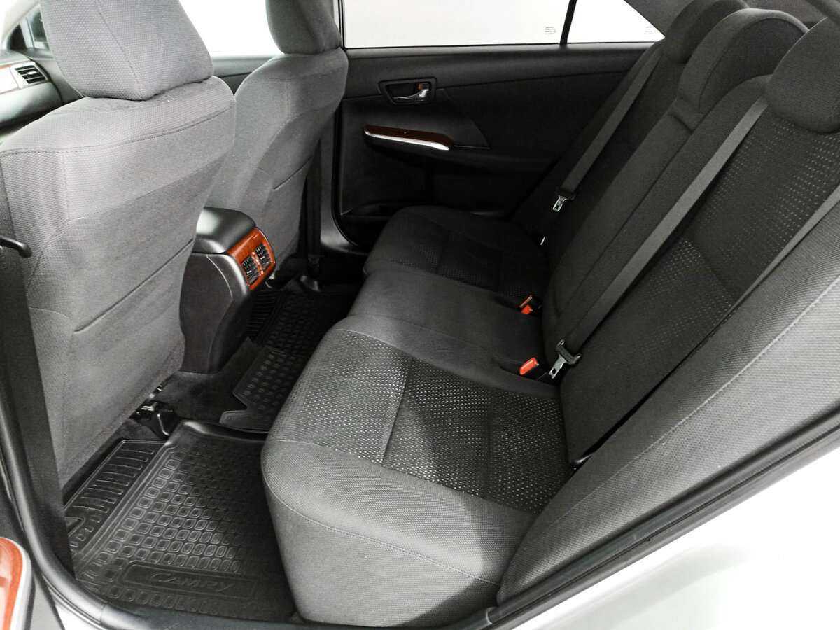 Toyota Camry 2012 года с пробегом. Фото: #9
