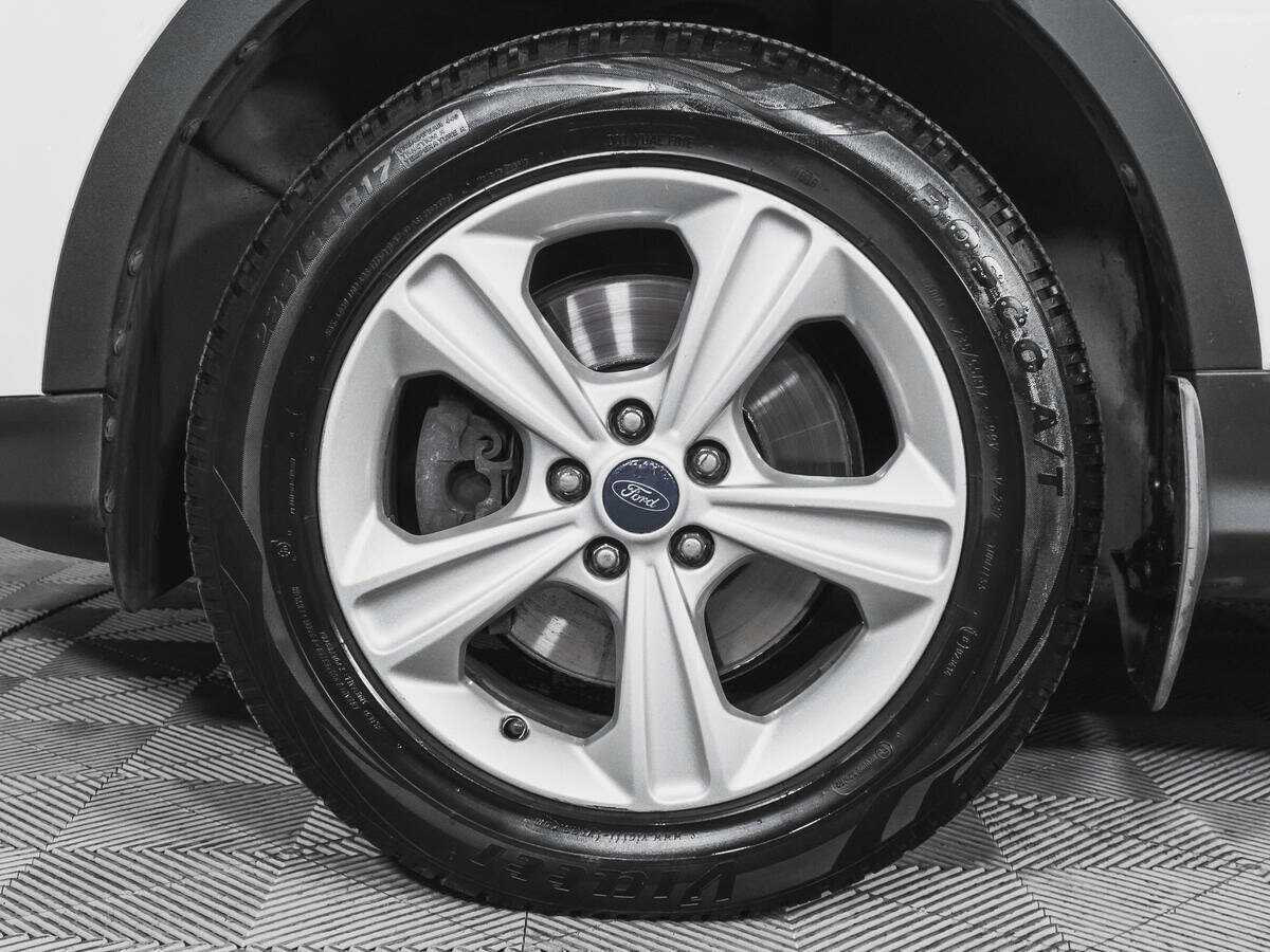 Ford Kuga 2016 года с пробегом. Фото: #16