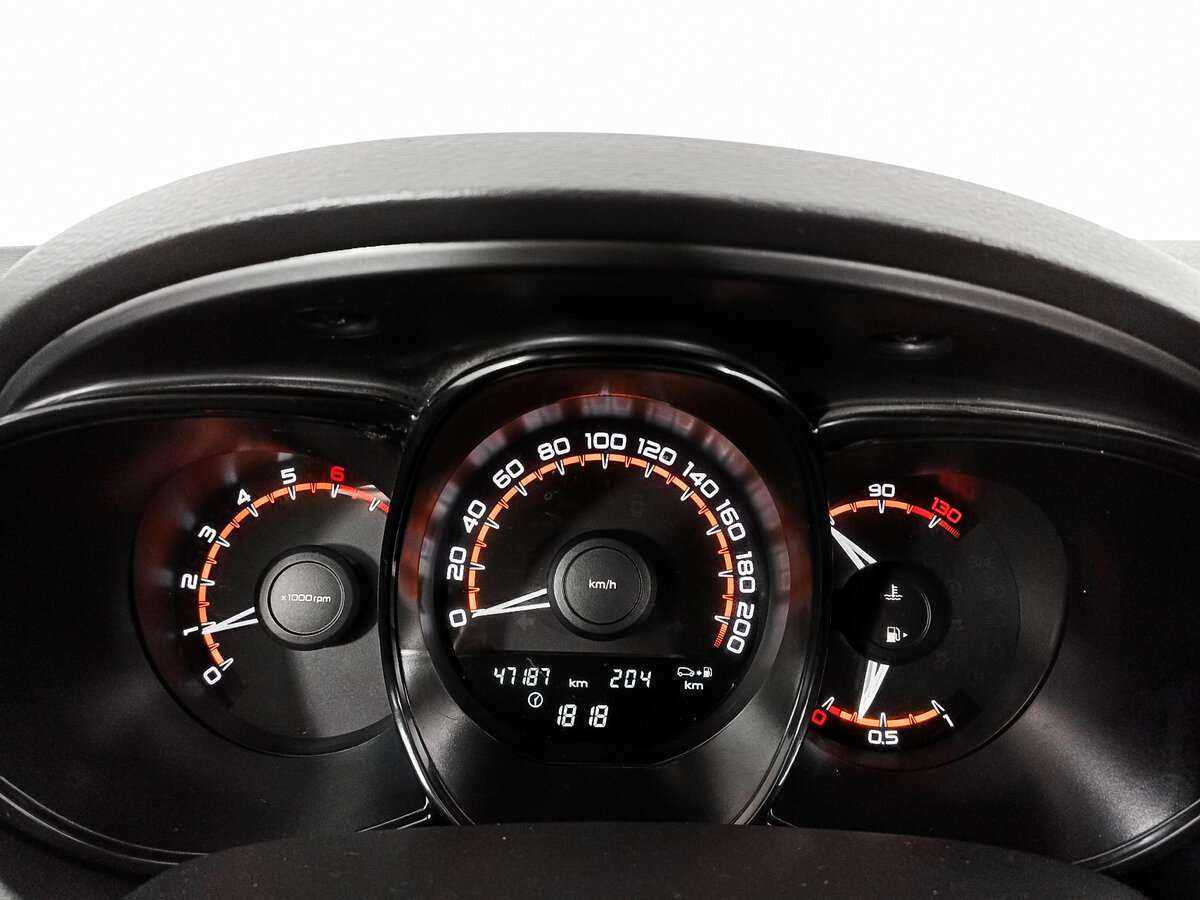 Lada (ВАЗ) Vesta 2019 года с пробегом. Фото: #8