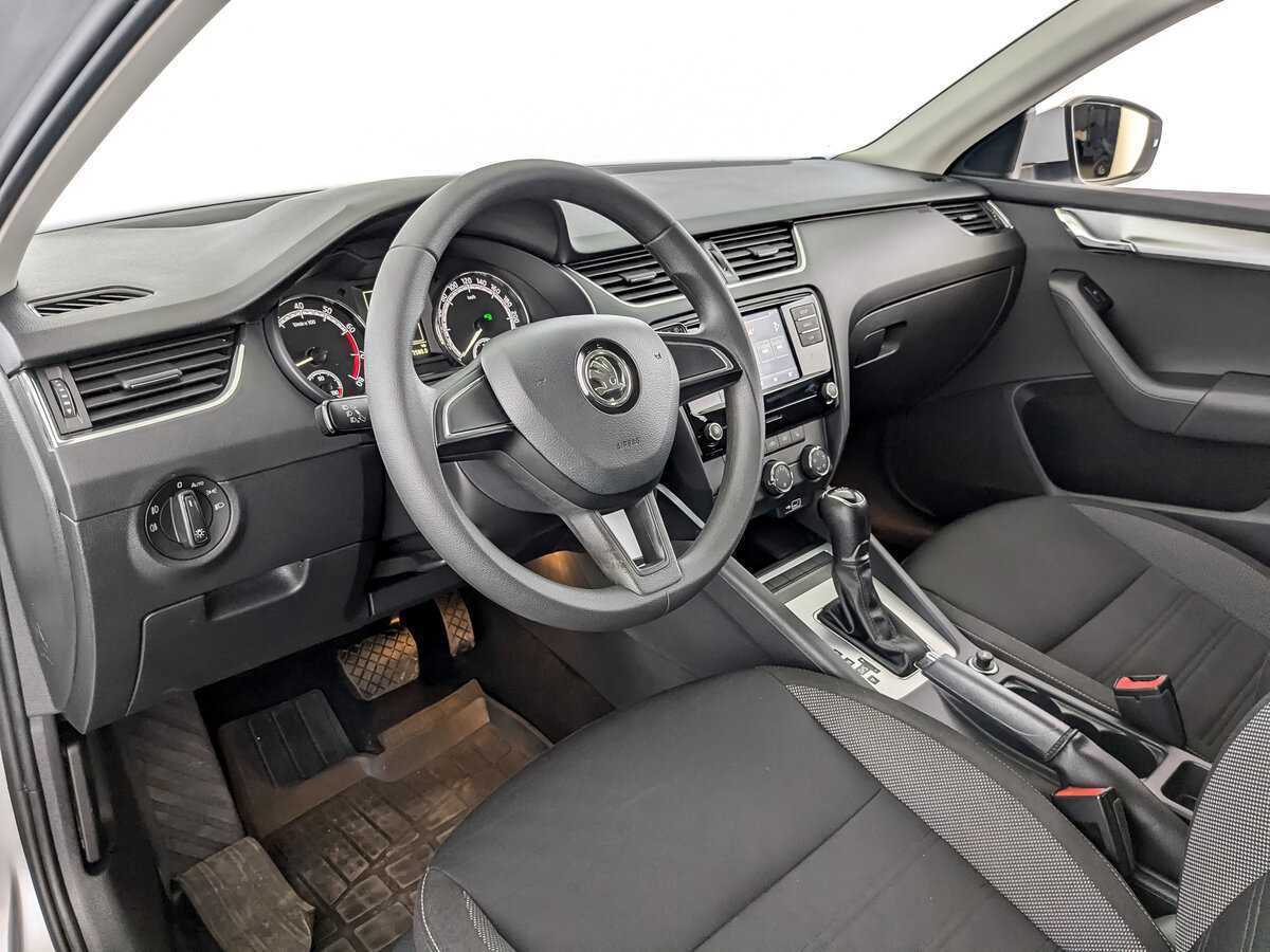 Skoda Octavia 2018 года с пробегом. Фото: #15