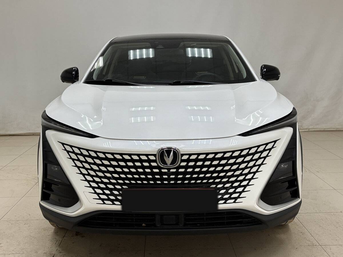 Changan UNI-T 2023 года с пробегом. Посмотреть фото