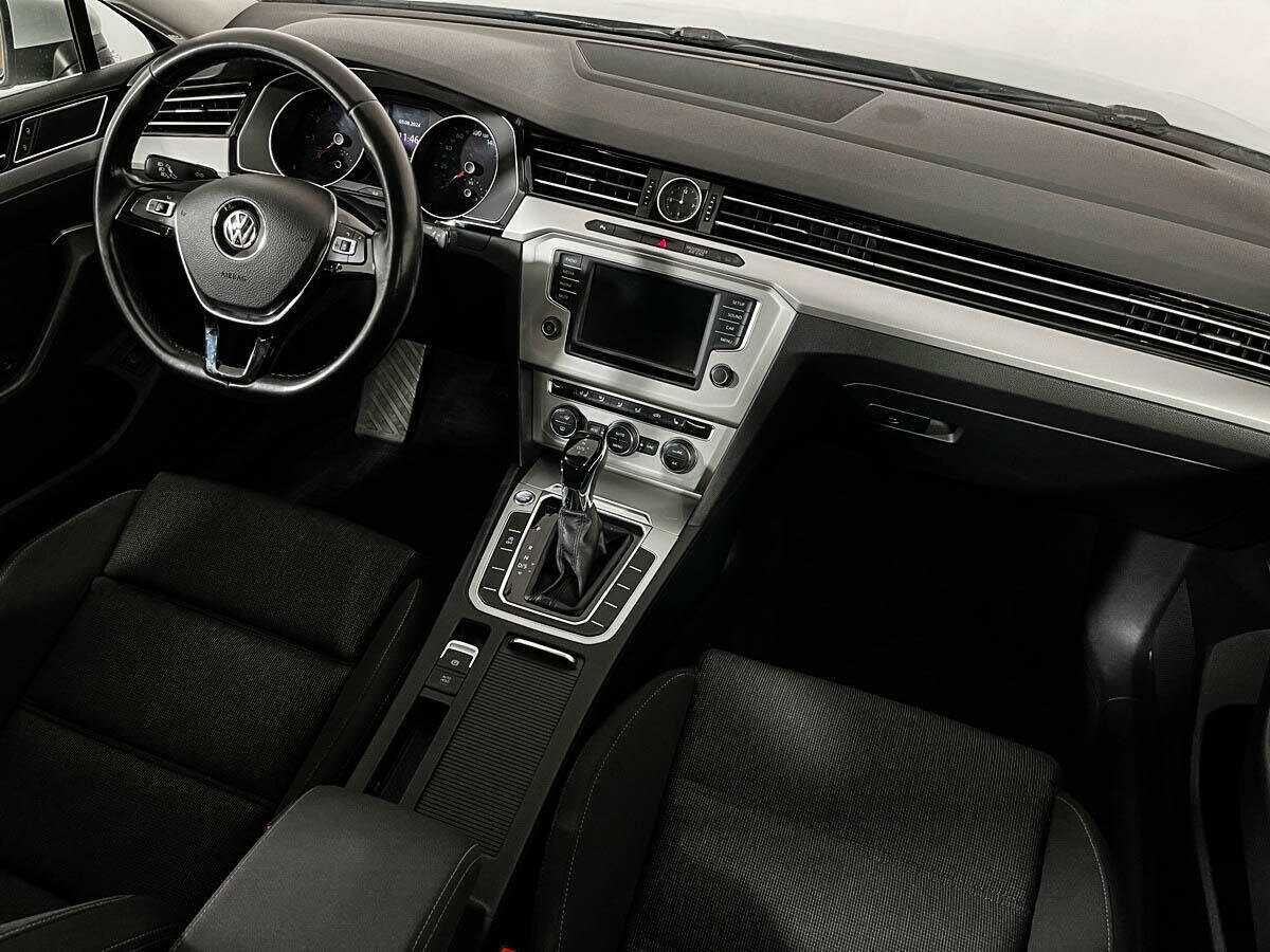 Volkswagen Passat 2016 года с пробегом. Фото: #8
