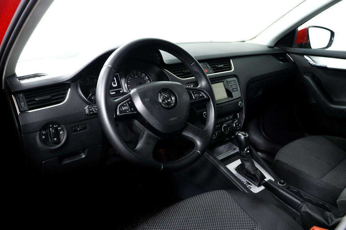 Skoda Octavia 2015 года с пробегом. Фото: #11