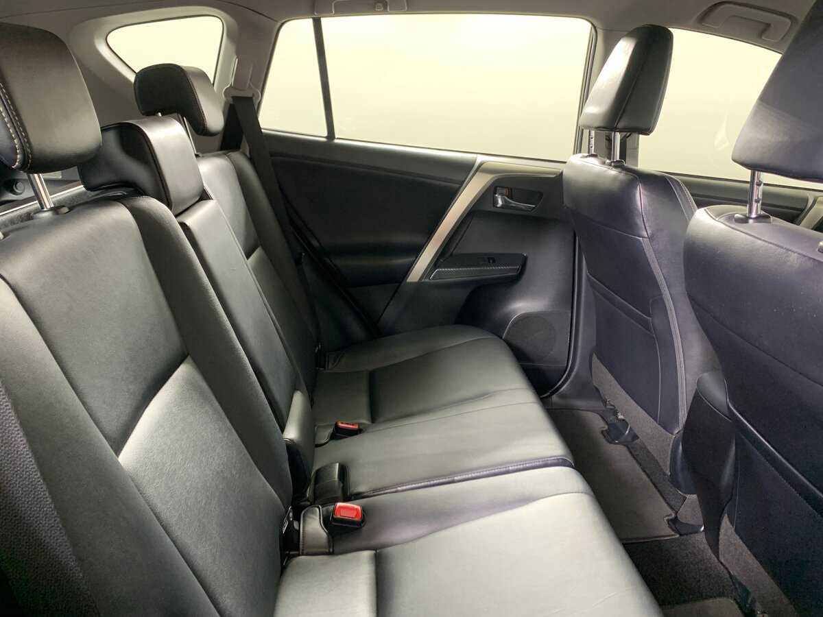 Toyota RAV4 2014 года с пробегом. Фото: #17