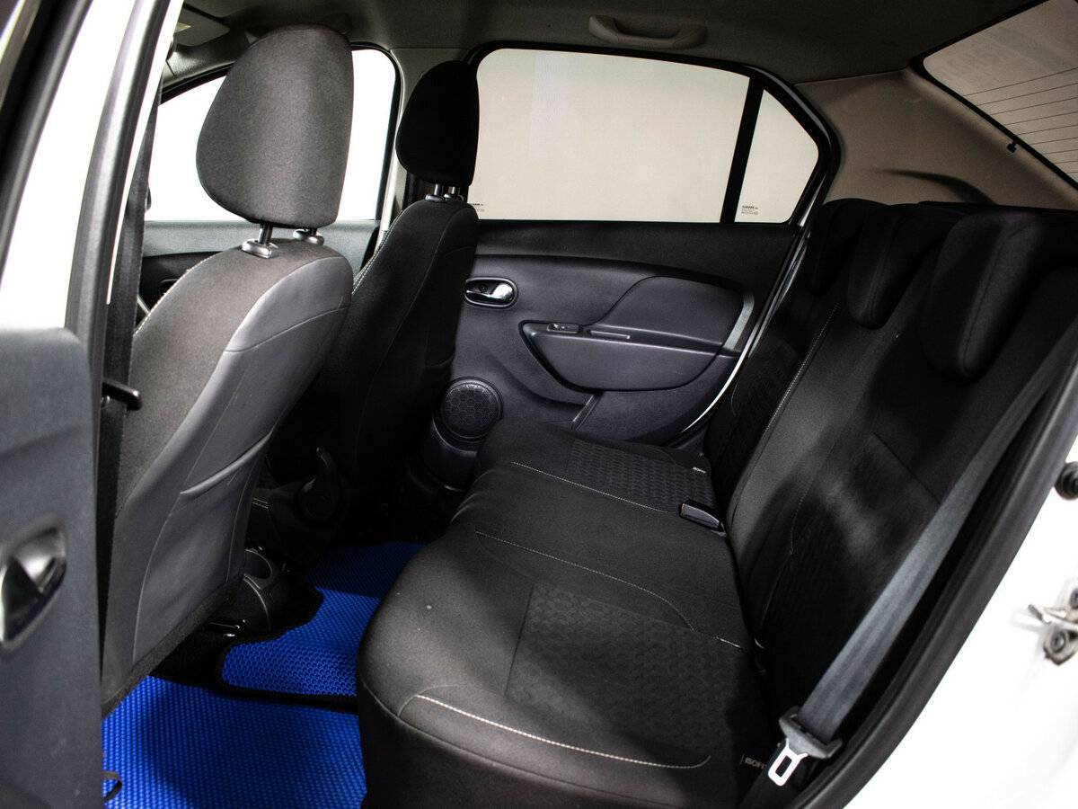 Renault Logan 2017 года с пробегом. Фото: #9