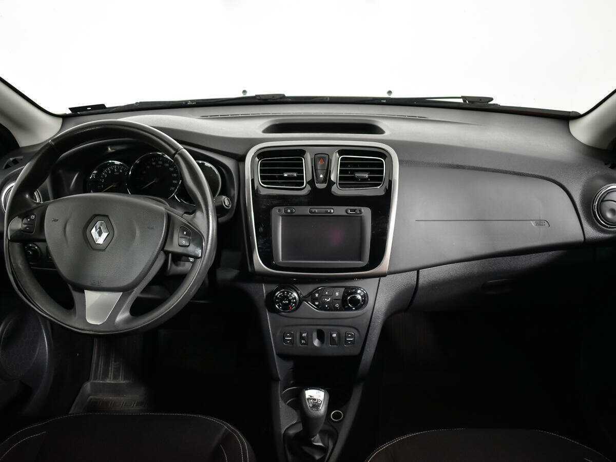 Renault Sandero 2015 года с пробегом. Фото: #11