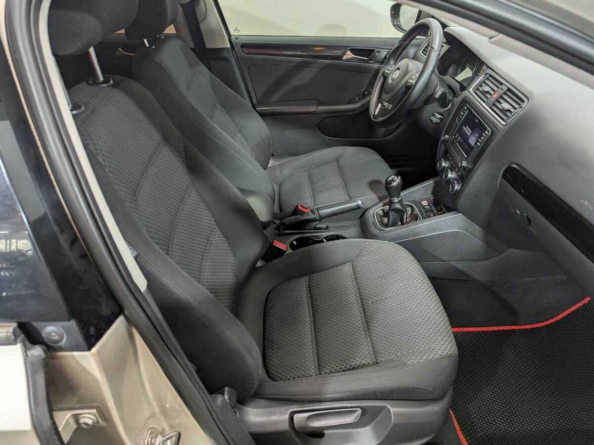 Volkswagen Jetta 2012 года с пробегом. Фото: #7