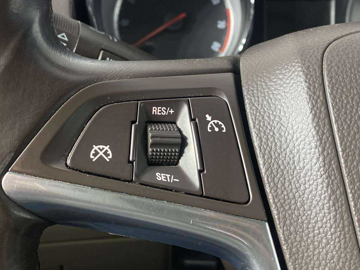 Opel Insignia 2013 года с пробегом. Фото: #11