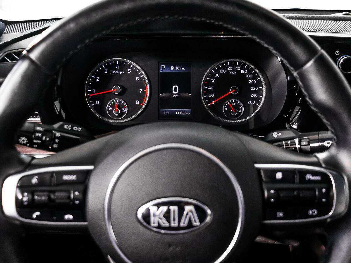 Kia K5 2020 года с пробегом. Фото: #18