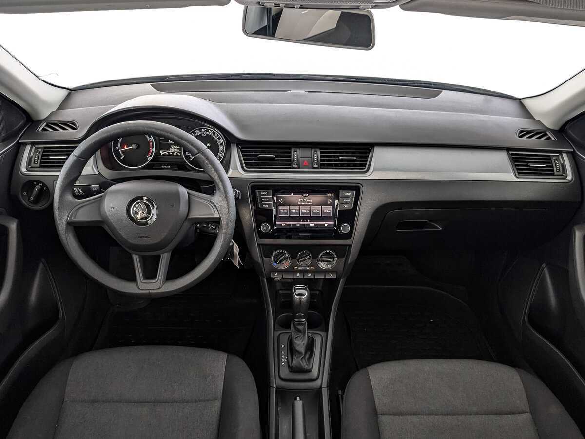 Skoda Rapid 2018 года с пробегом. Фото: #9