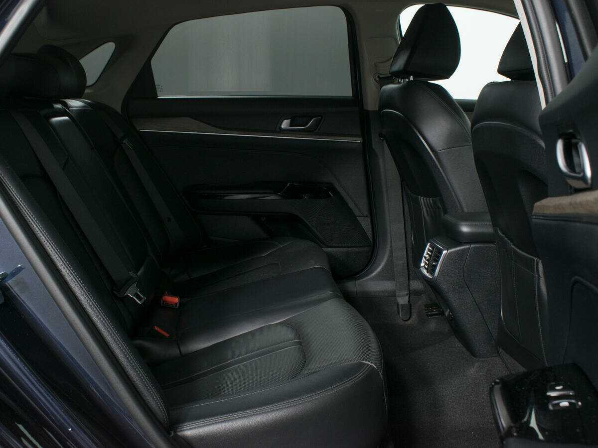 Kia K5 2020 года с пробегом. Фото: #13