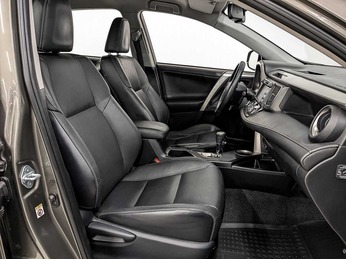 Toyota RAV4 2014 года с пробегом. Фото: #22