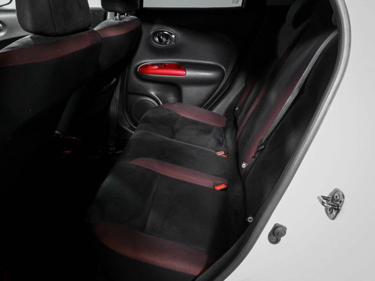 Nissan Juke 2012 года с пробегом. Фото: #9