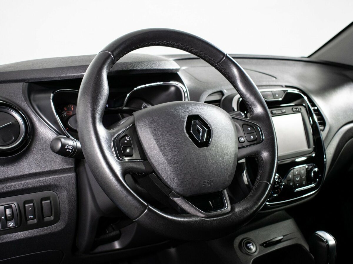 Renault Kaptur 2017 года с пробегом. Фото: #10