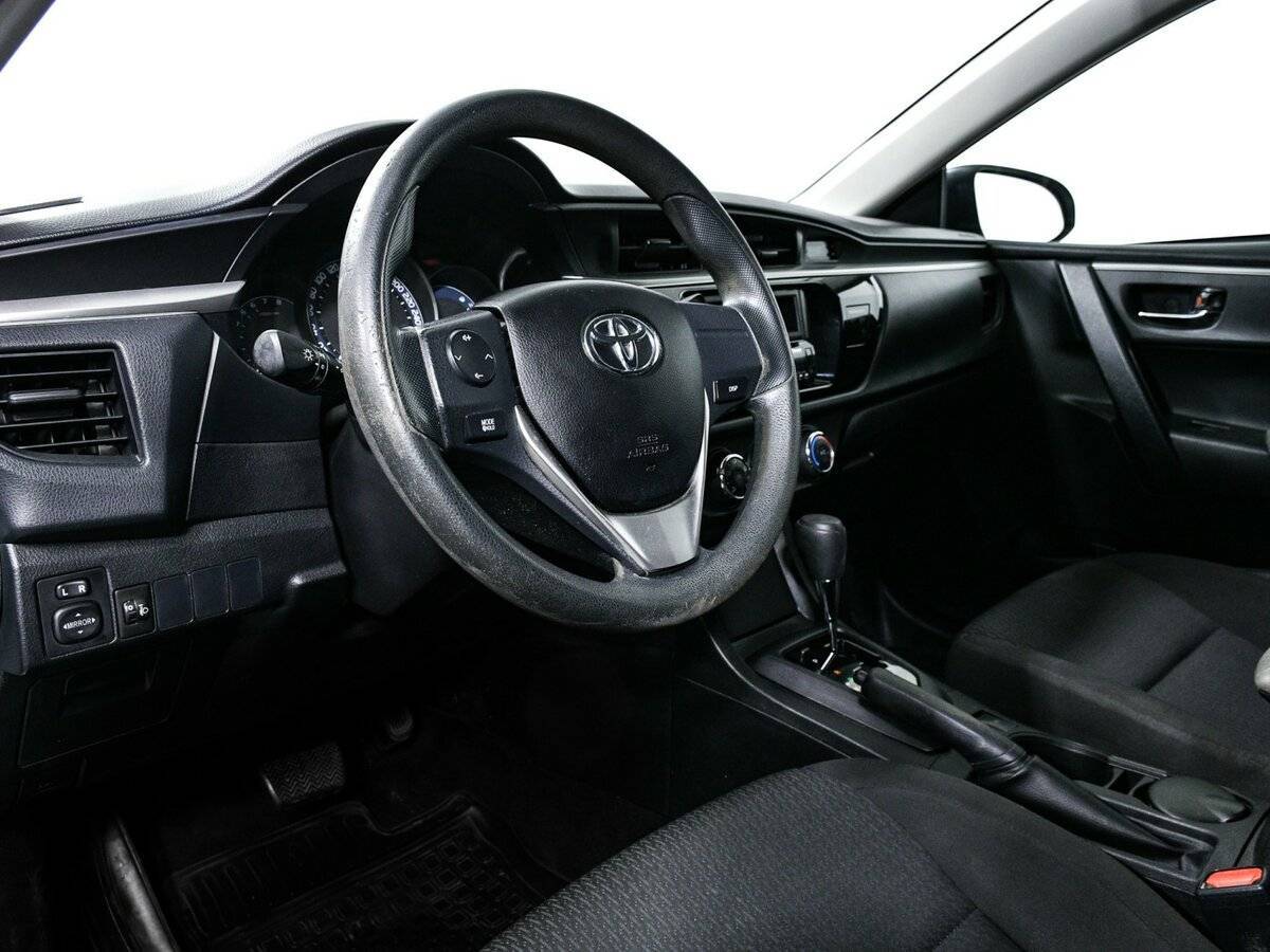 Toyota Corolla 2015 года с пробегом. Фото: #12