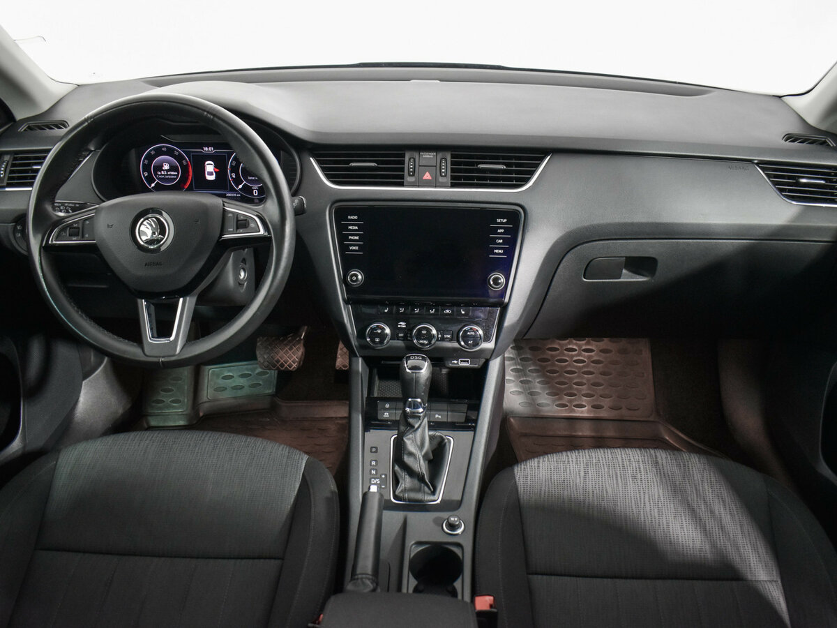 Skoda Octavia 2019 года с пробегом. Фото: #12