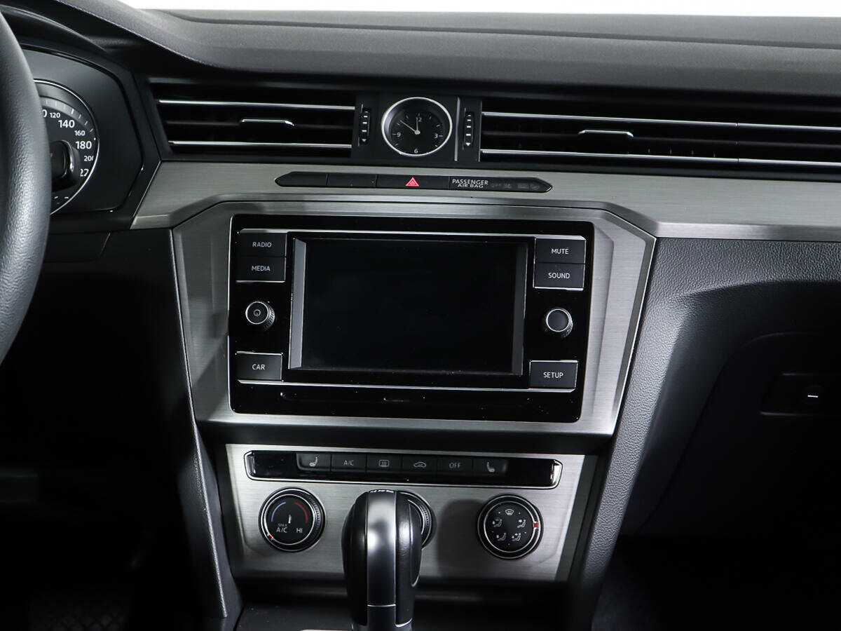 Volkswagen Passat 2017 года с пробегом. Фото: #12