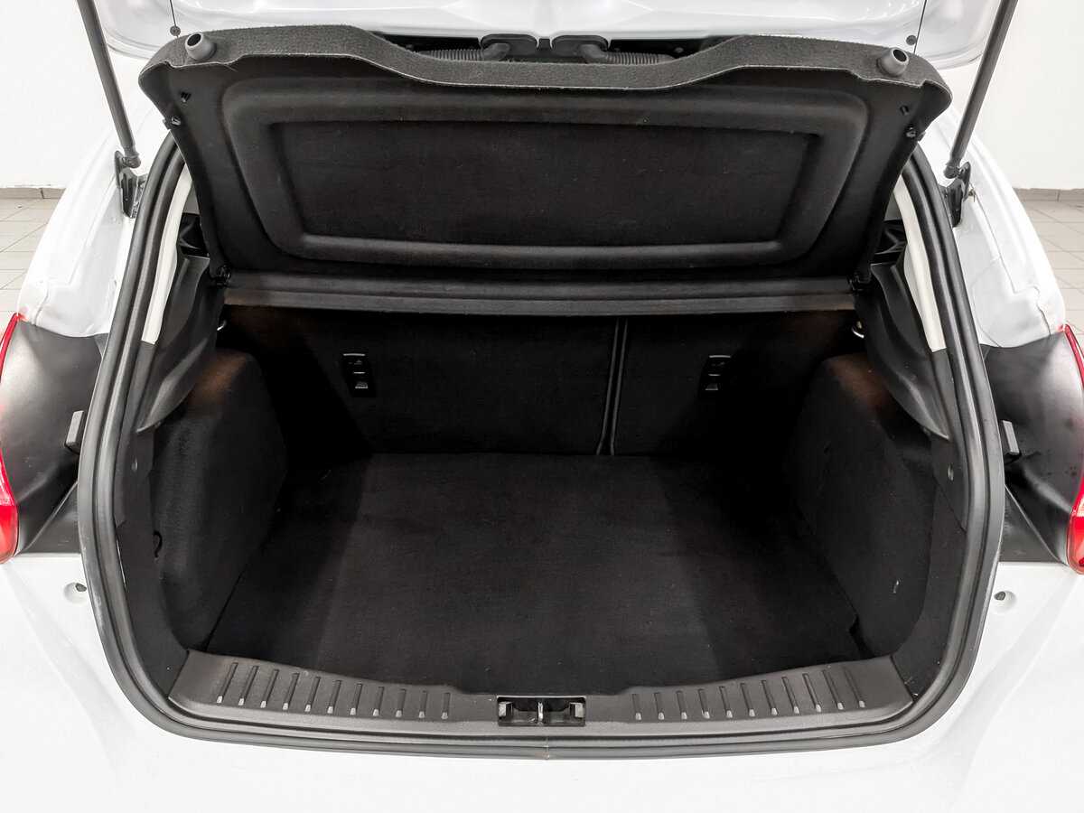 Ford Focus 2015 года с пробегом. Фото: #9