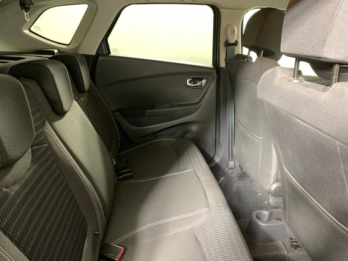 Renault Kaptur 2019 года с пробегом. Фото: #16