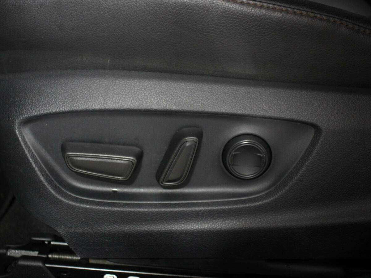 Toyota Camry 2020 года с пробегом. Фото: #21