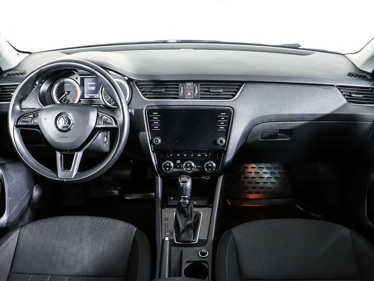 Skoda Octavia 2018 года с пробегом. Фото: #10