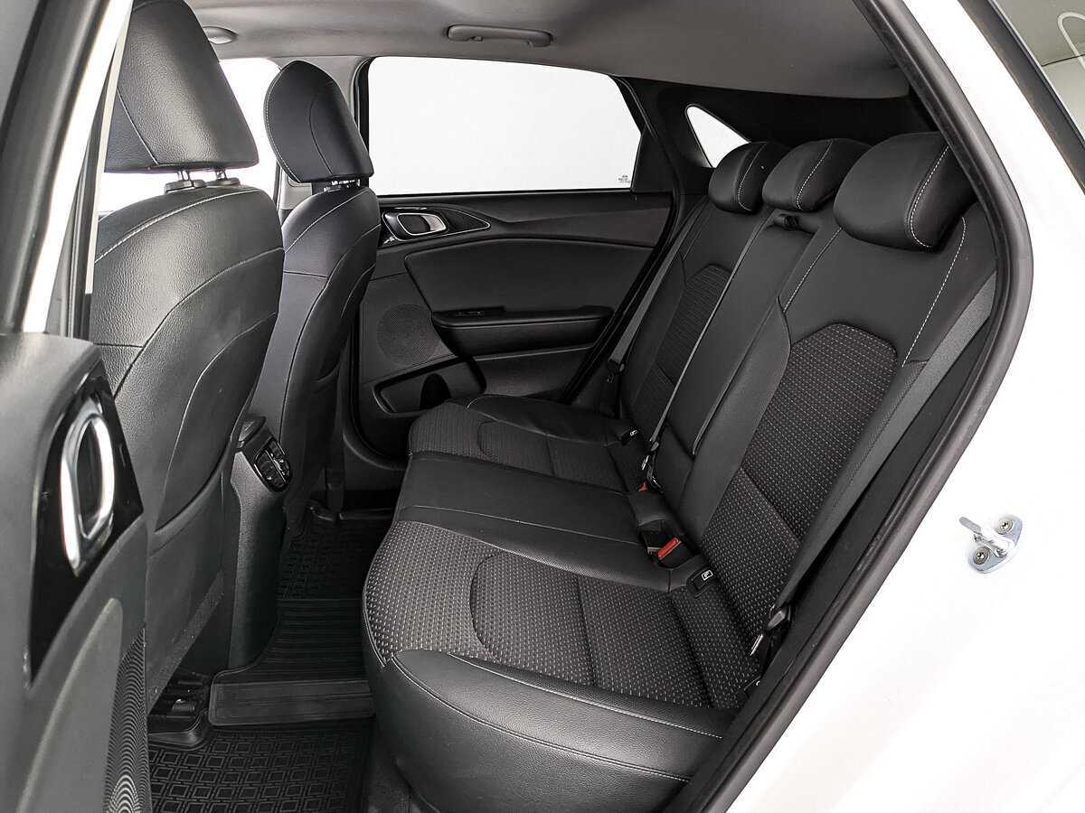 Kia Ceed 2019 года с пробегом. Фото: #17