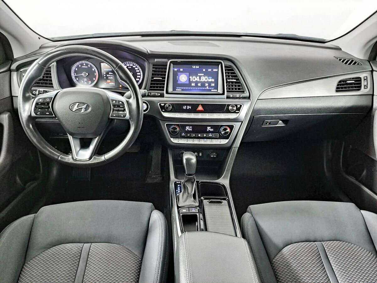 Hyundai Sonata 2018 года с пробегом. Фото: #11