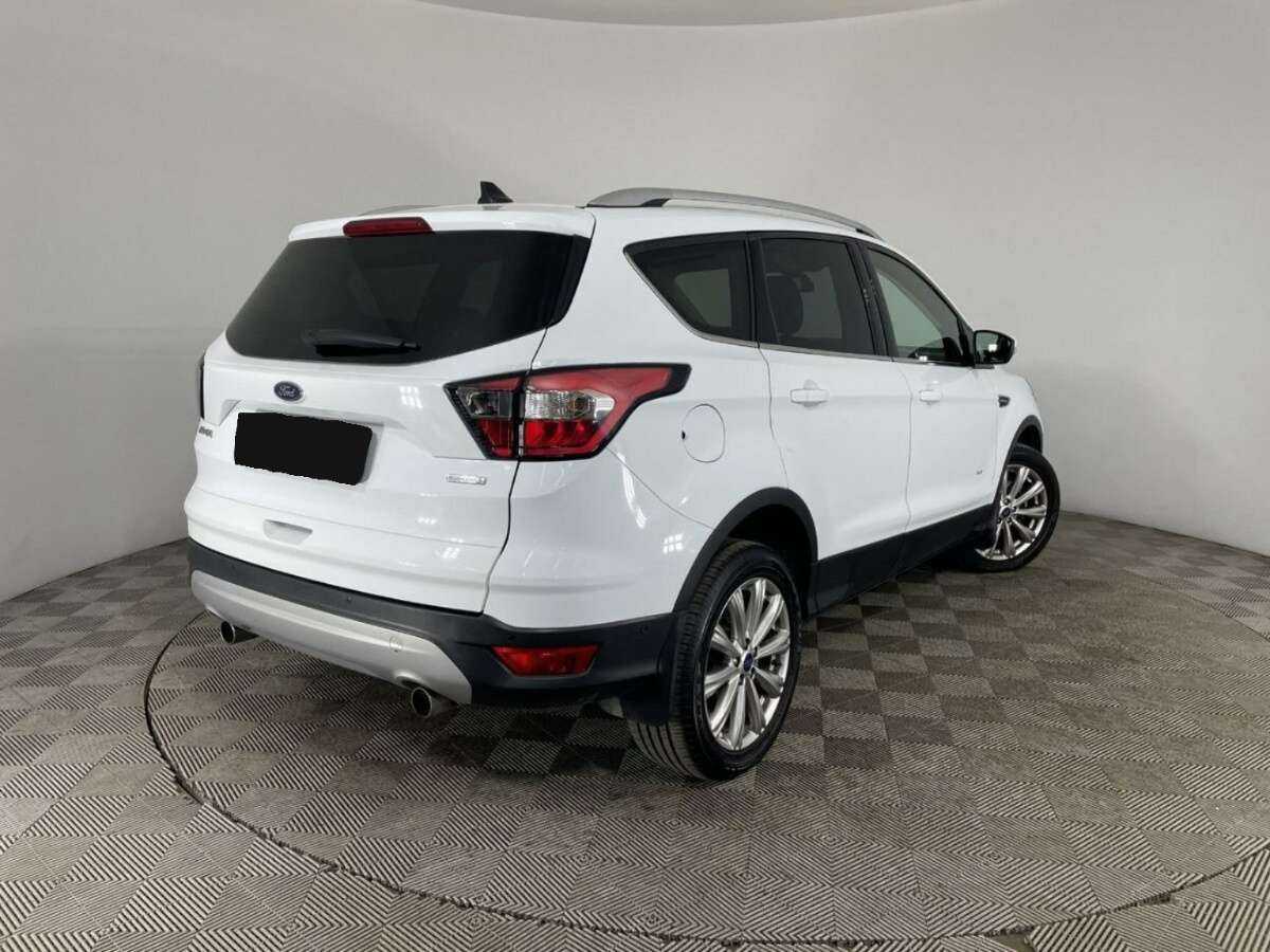 Ford Kuga 2017 года с пробегом. Фото: #3