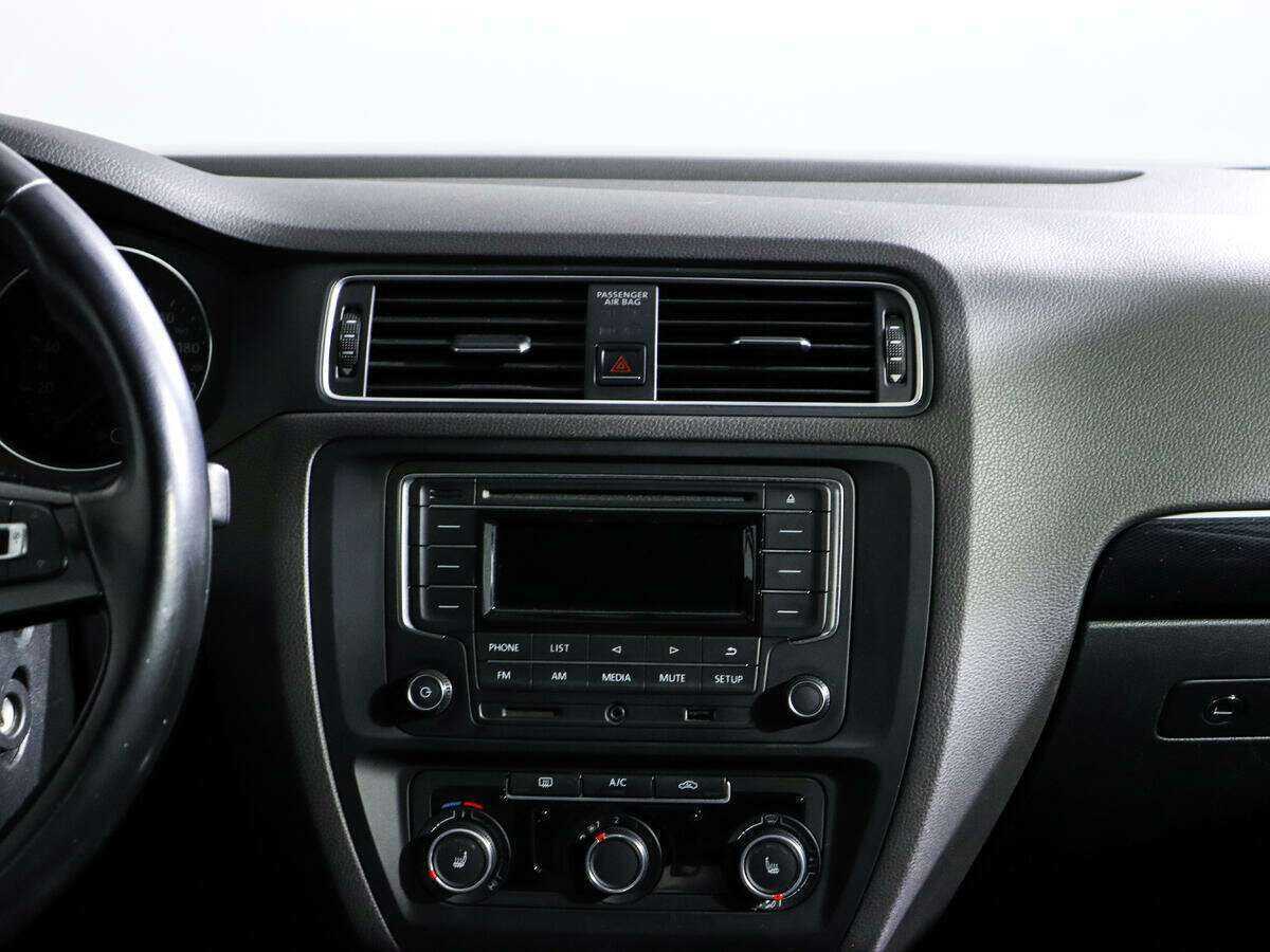 Volkswagen Jetta 2016 года с пробегом. Фото: #11