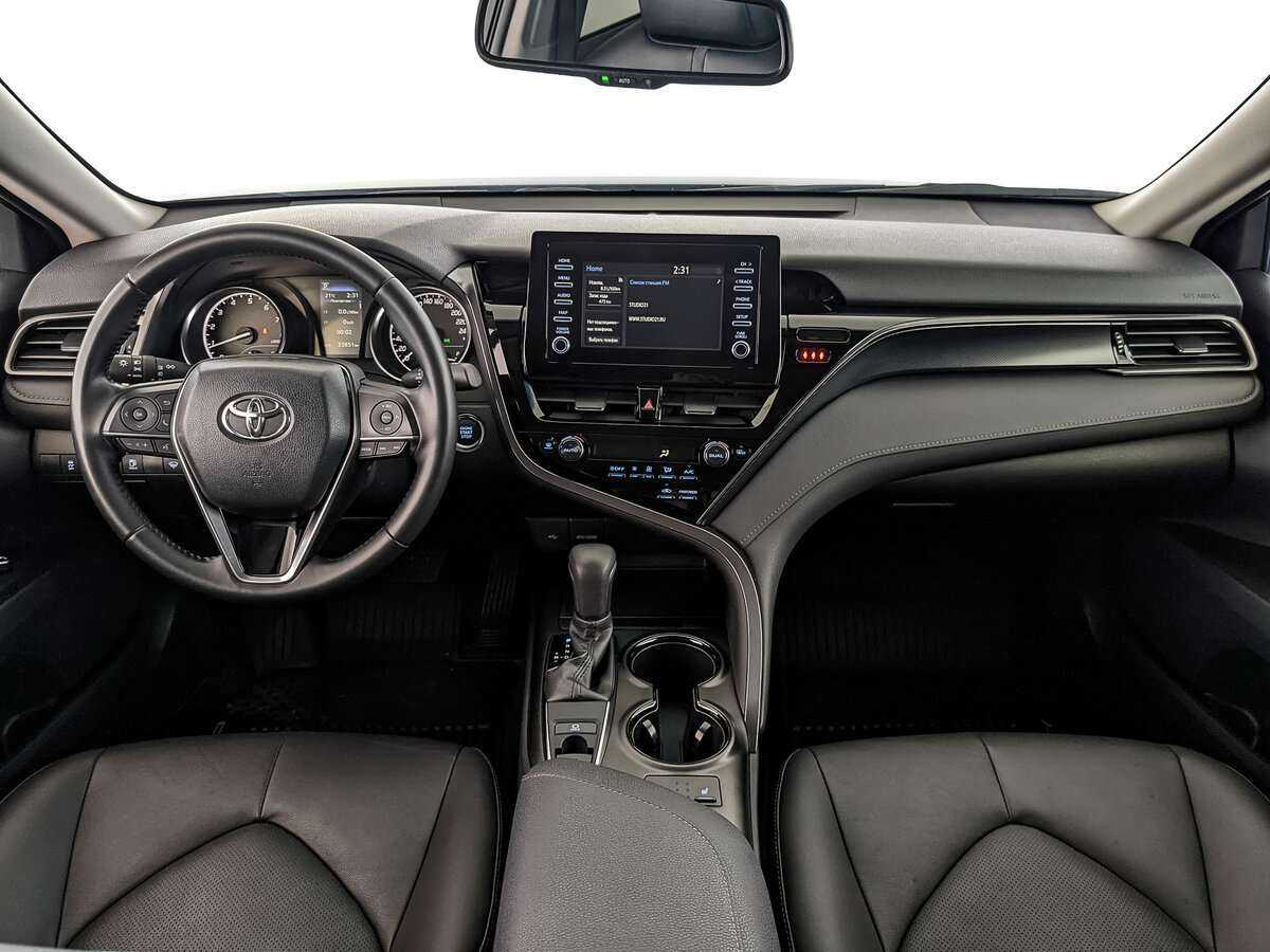 Toyota Camry 2022 года с пробегом. Фото: #9