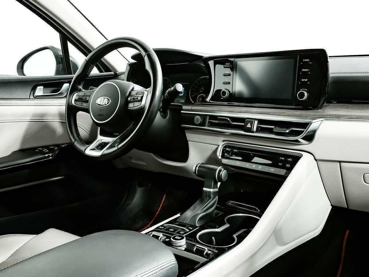 Kia K5 2020 года с пробегом. Фото: #7