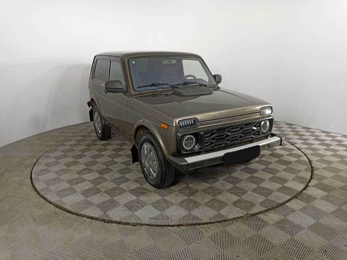 Lada (ВАЗ) 2121 (4x4) 2019 года с пробегом. Фото: #2