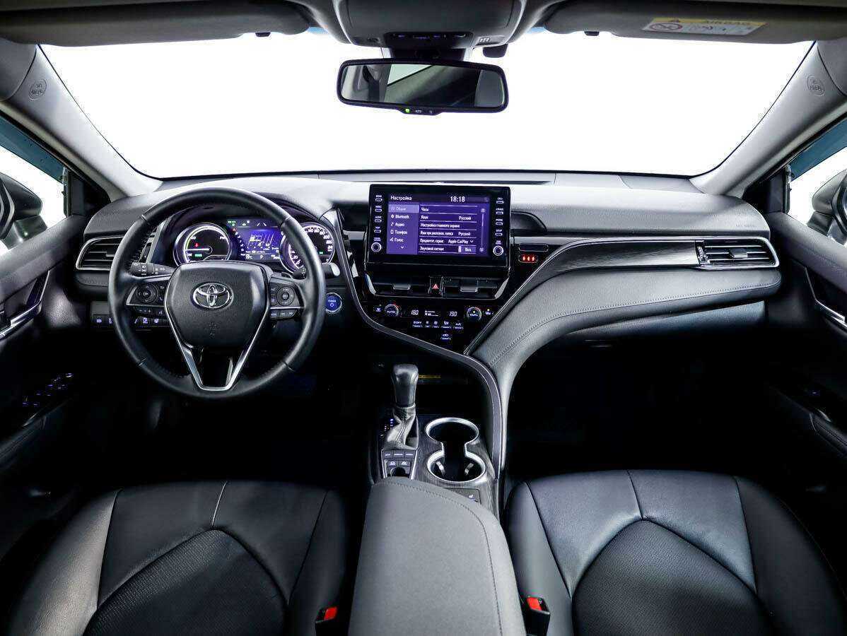 Toyota Camry 2021 года с пробегом. Фото: #8