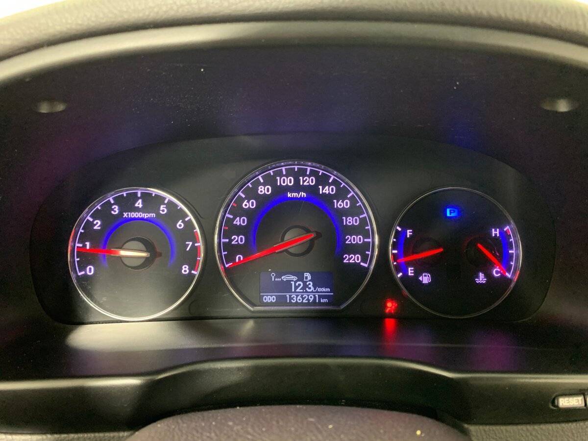 Hyundai Santa Fe 2012 года с пробегом. Фото: #13