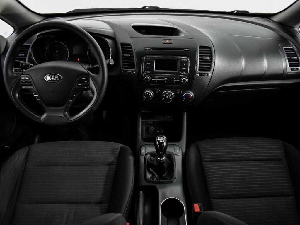 Kia Cerato 2015 года с пробегом. Фото: #11