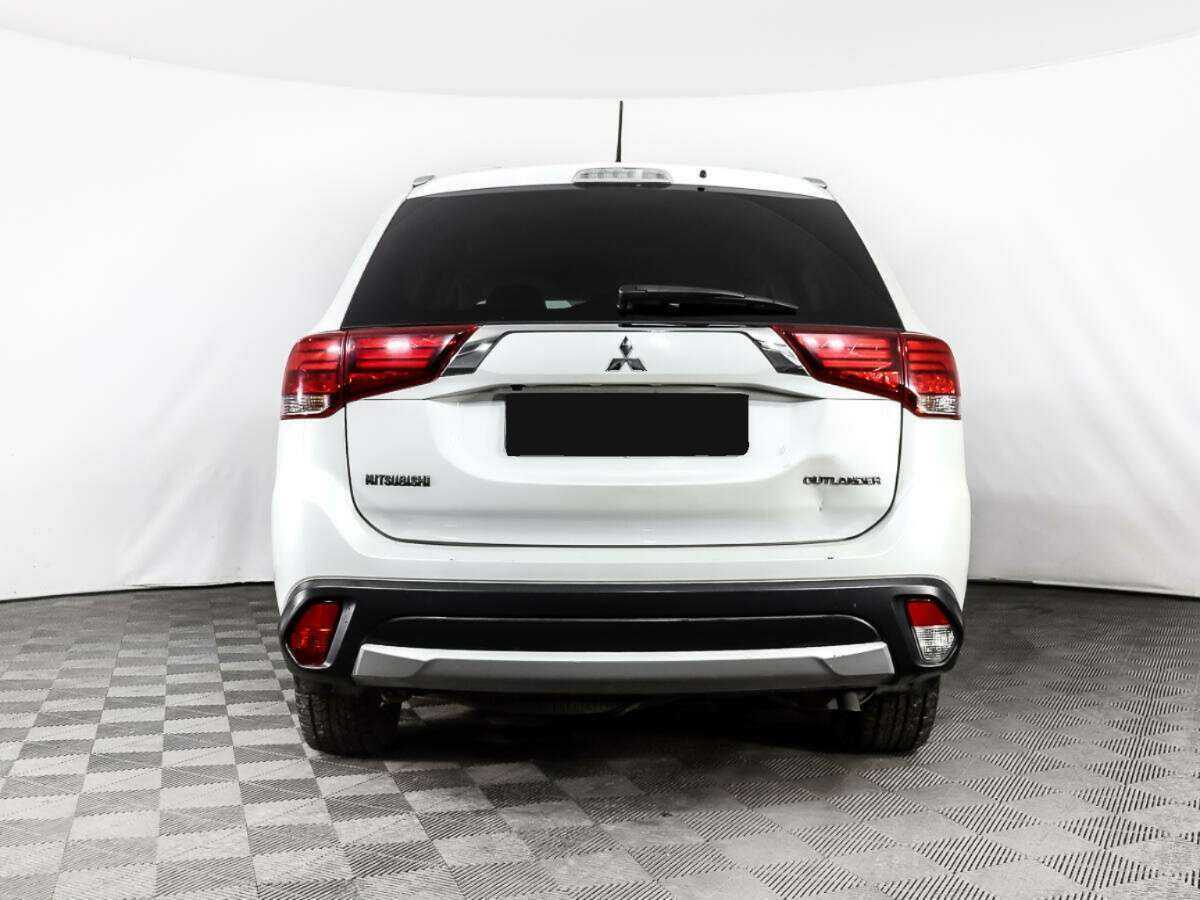 Mitsubishi Outlander 2016 года с пробегом. Фото: #5