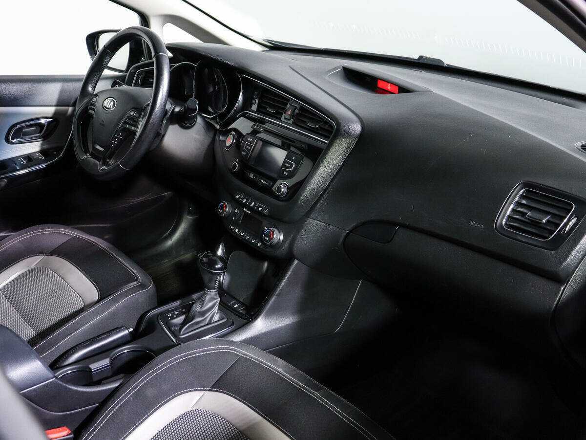 Kia Ceed 2015 года с пробегом. Фото: #8