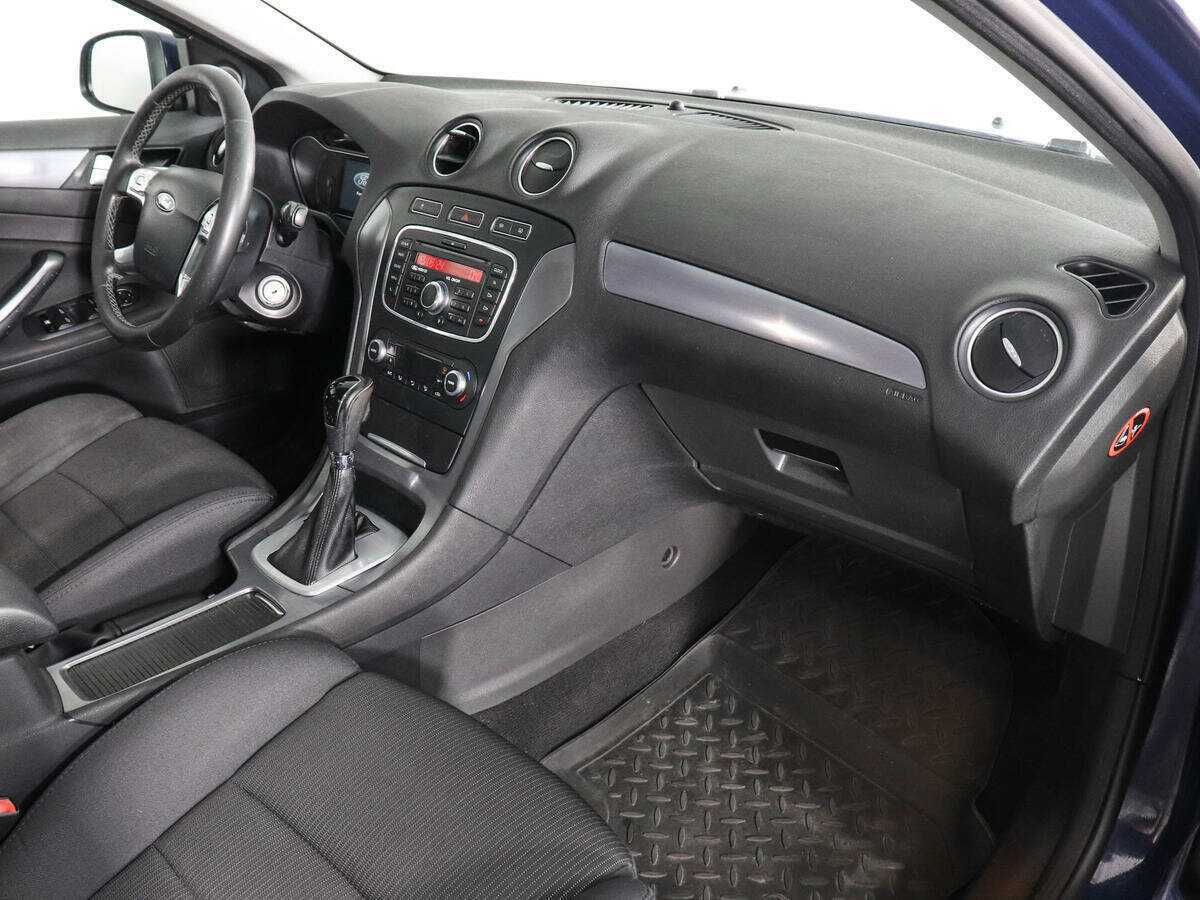 Ford Mondeo 2012 года с пробегом. Фото: #5