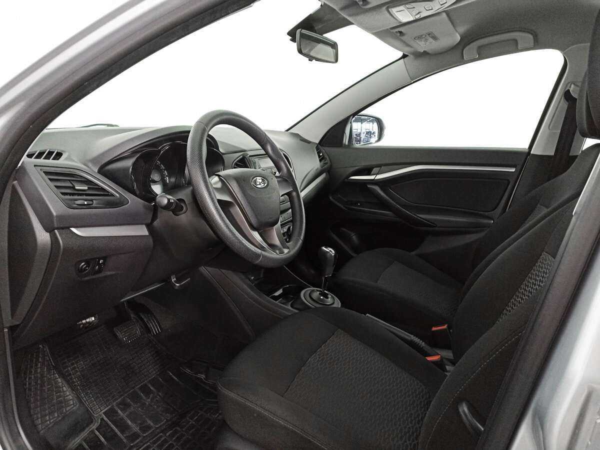 Lada (ВАЗ) Vesta 2015 года с пробегом. Фото: #11