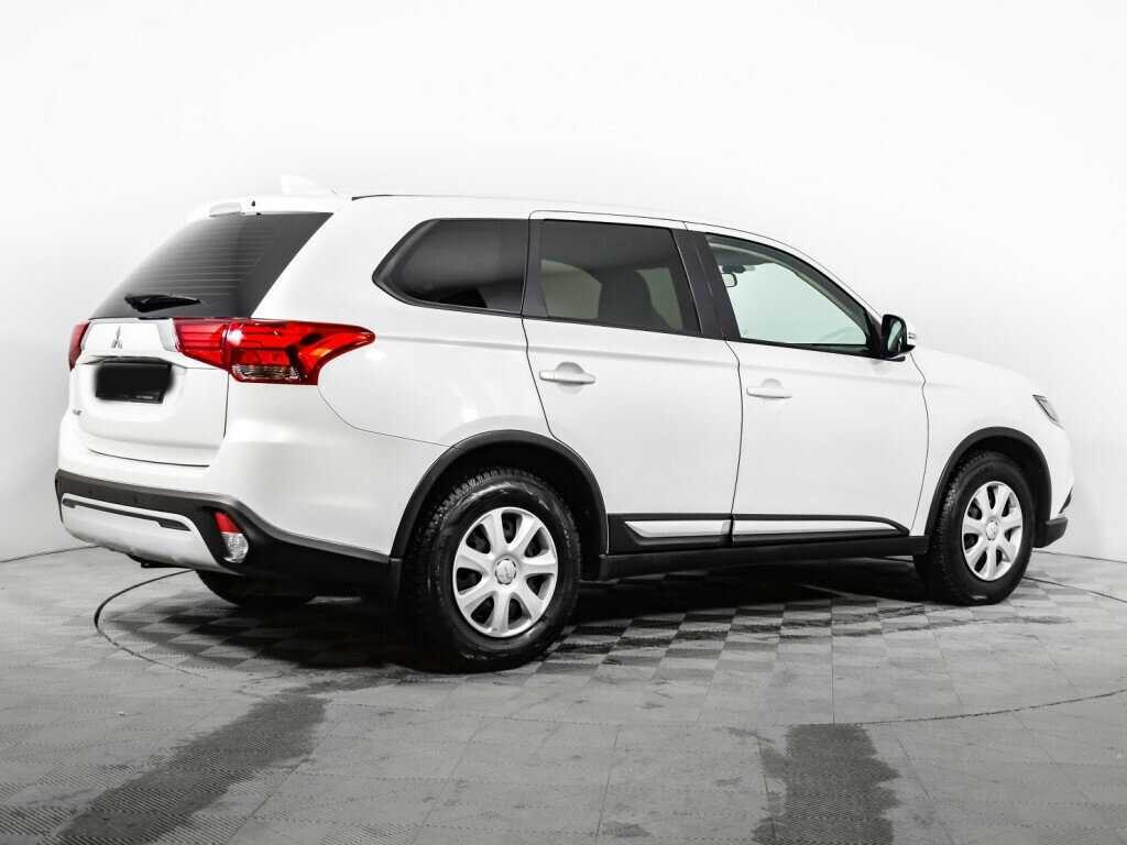 Mitsubishi Outlander 2020 года с пробегом. Фото: #4