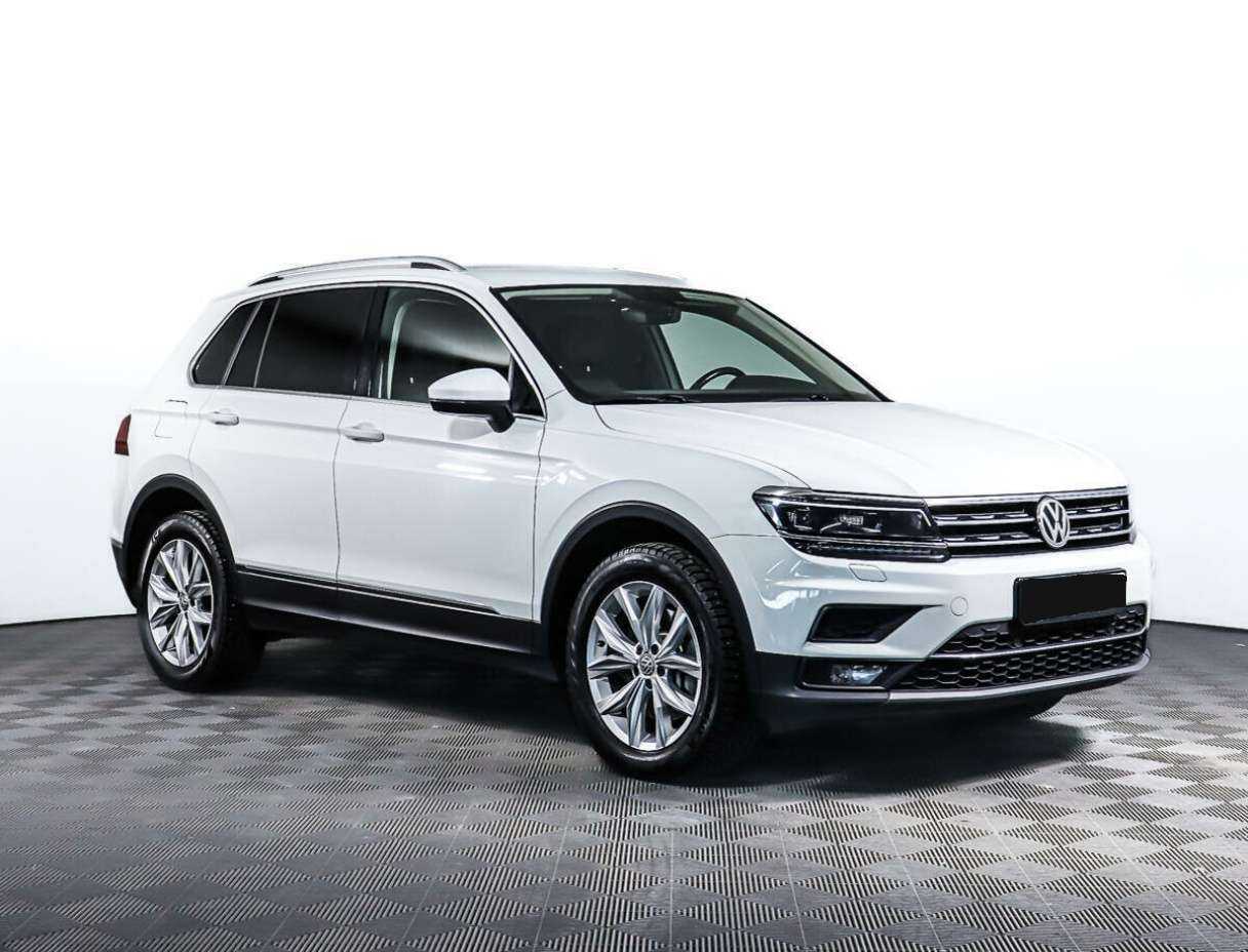 Volkswagen Tiguan 2018 года с пробегом. Фото: #2