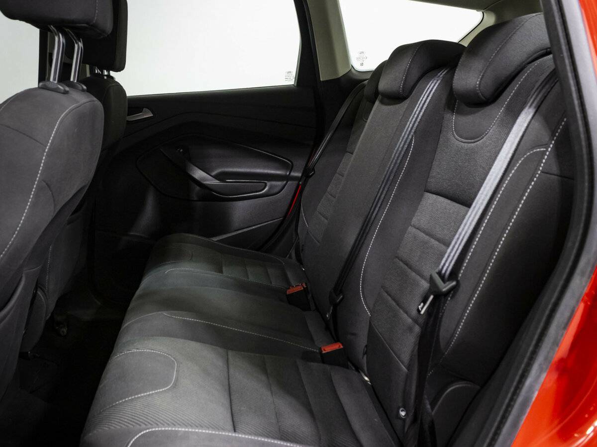 Ford Kuga 2015 года с пробегом. Фото: #11