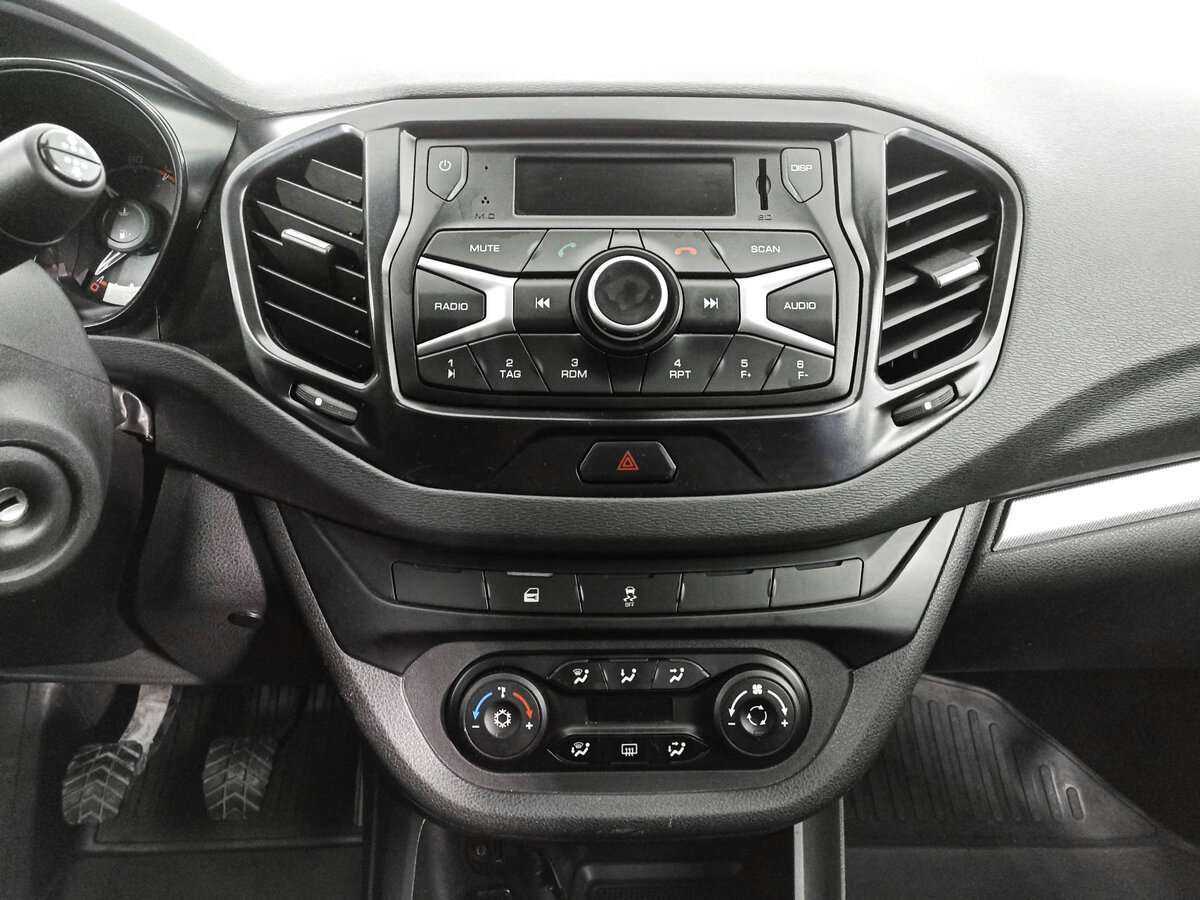 Lada (ВАЗ) Vesta 2020 года с пробегом. Фото: #12