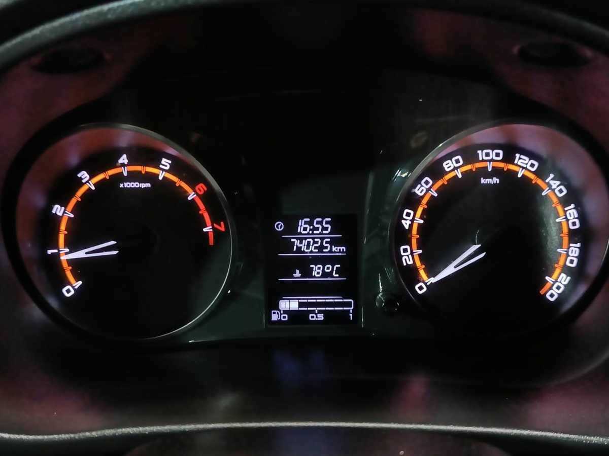 Lada (ВАЗ) Granta 2018 года с пробегом. Фото: #11