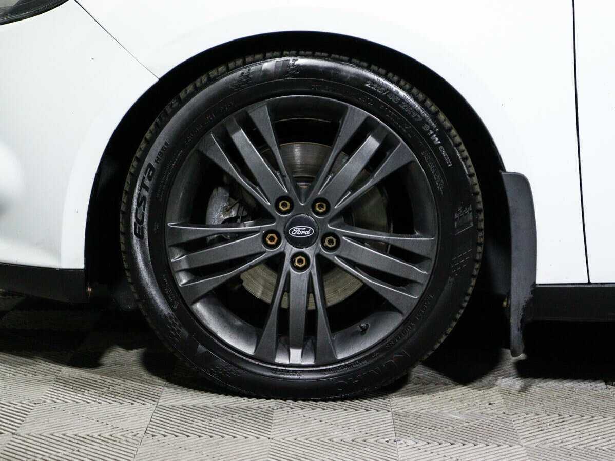 Ford Focus 2013 года с пробегом. Фото: #12