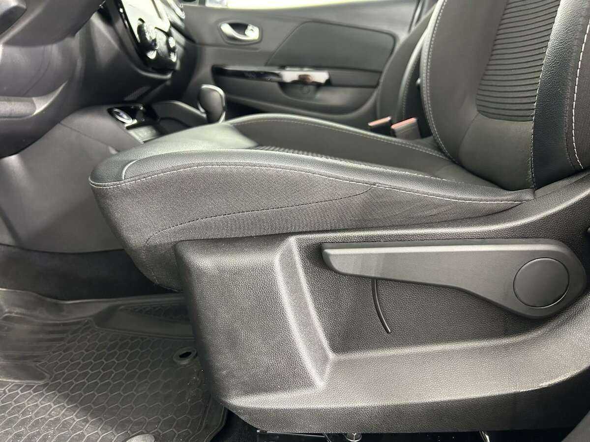 Renault Kaptur 2020 года с пробегом. Фото: #9