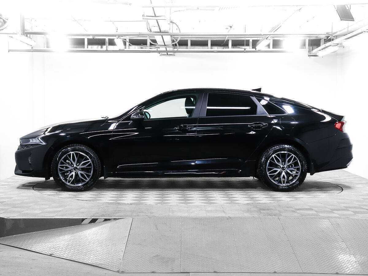 Kia K5 2021 года с пробегом. Фото: #4