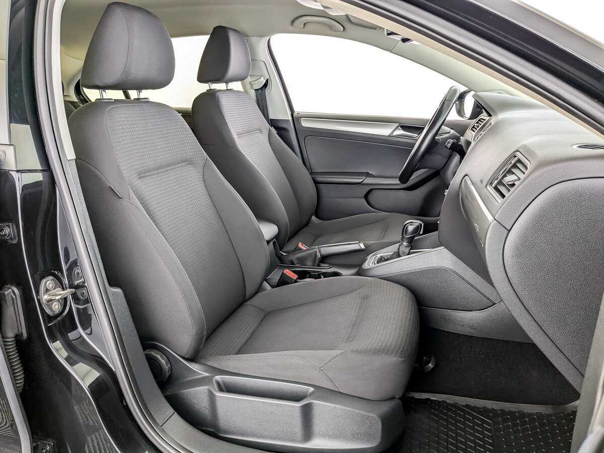 Volkswagen Jetta 2015 года с пробегом. Фото: #17