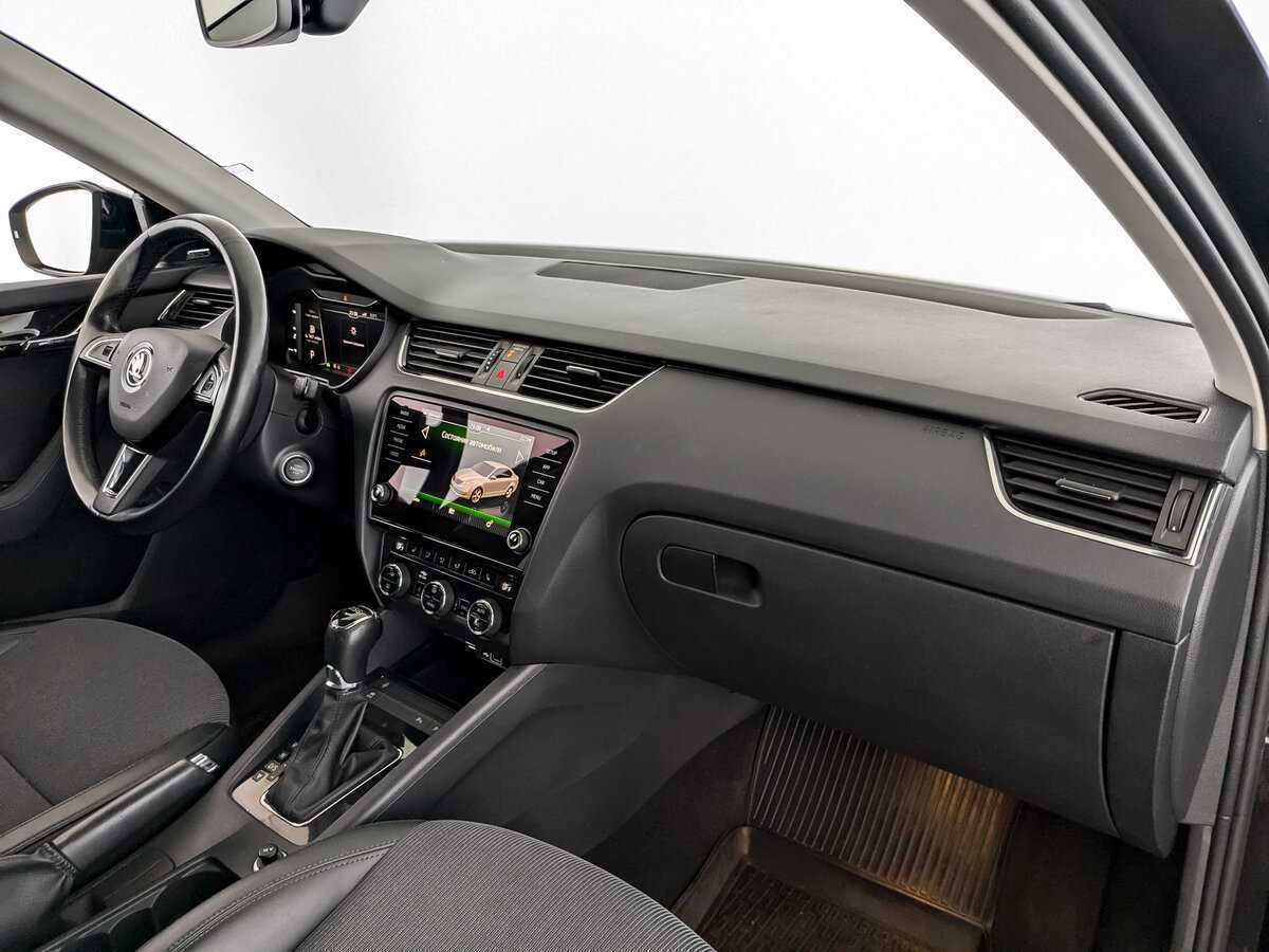 Skoda Octavia 2019 года с пробегом. Фото: #10