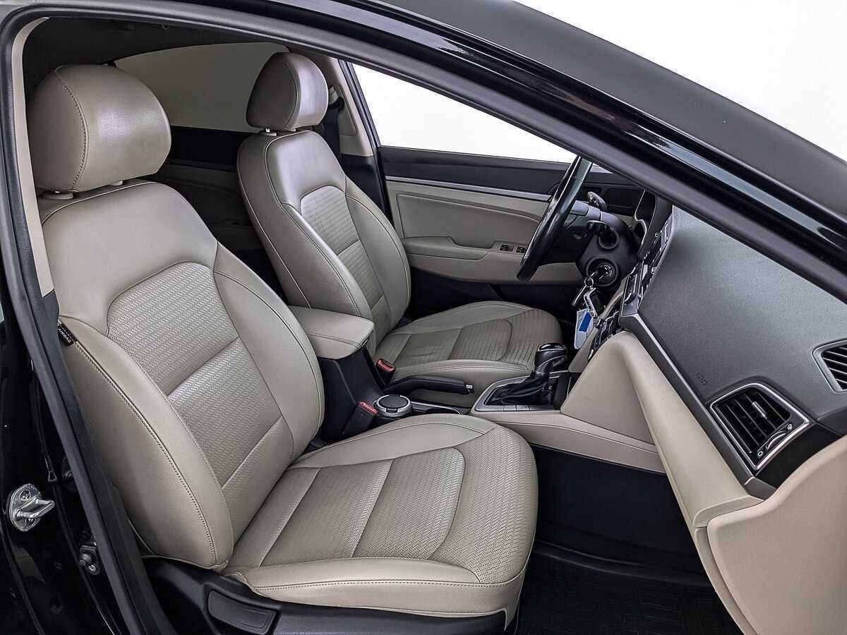 Hyundai Elantra 2017 года с пробегом. Фото: #23